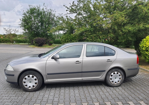 Skoda Octavia cena 14000 przebieg: 362000, rok produkcji 2011 z Nysa małe 79